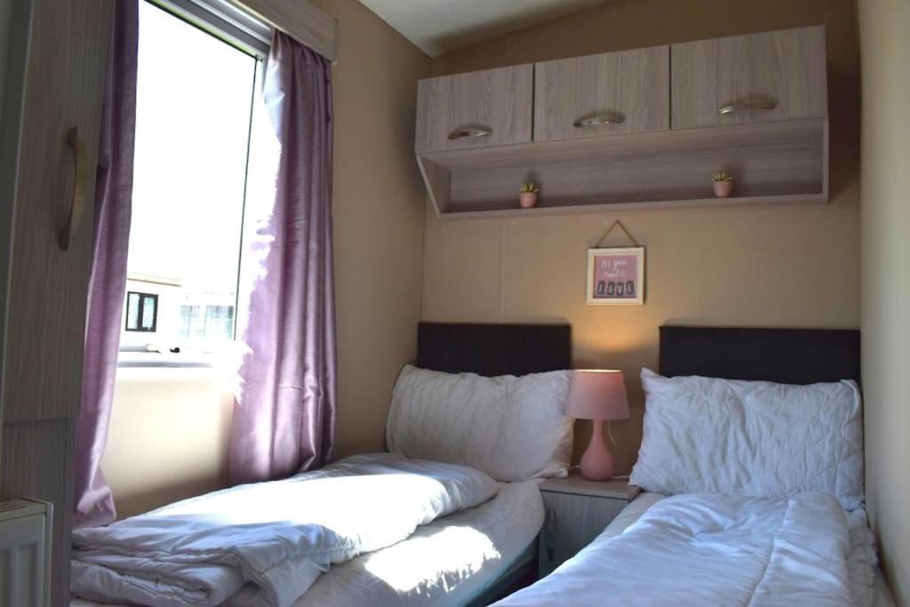 Cosy & Modern Private Seaview Caravan North Seaton Экстерьер фото