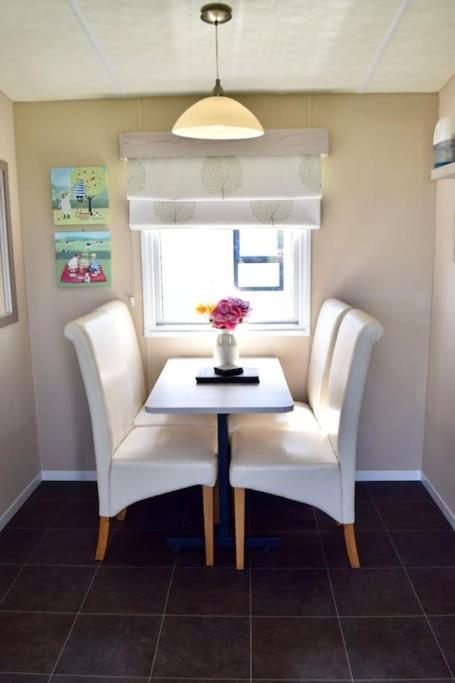 Cosy & Modern Private Seaview Caravan North Seaton Экстерьер фото