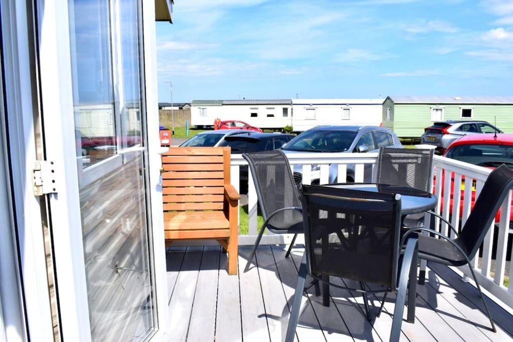 Cosy & Modern Private Seaview Caravan North Seaton Экстерьер фото
